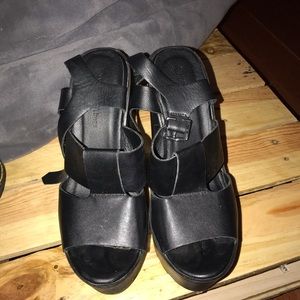 Wild diva heels size 8.5, originally $40